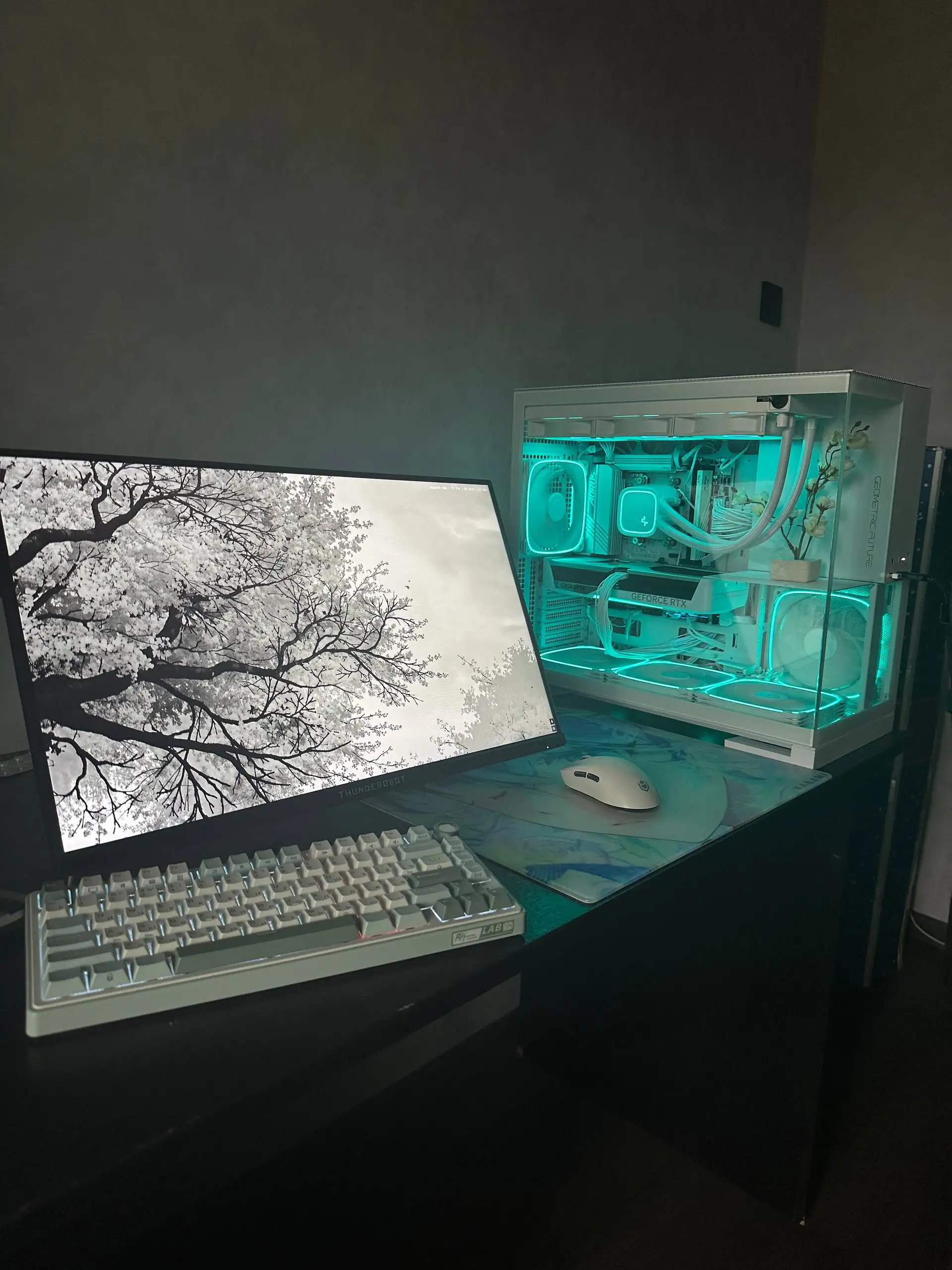 Игровой ПК белый - Игровые ПК и ноутбуки (Электроника) в Казань