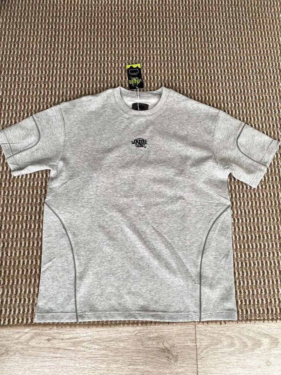 Футболки и стулья - Барахолка в Казань