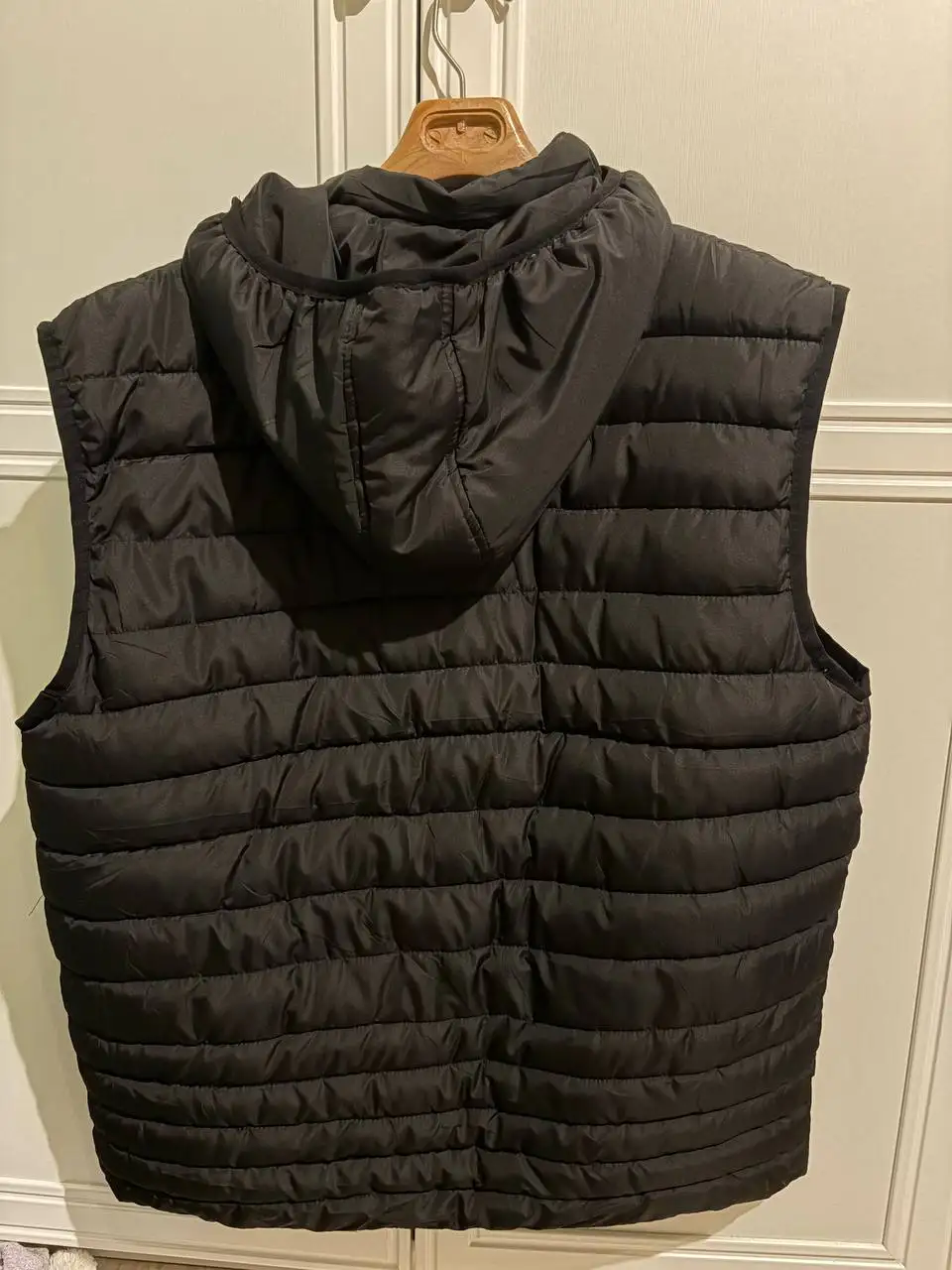 Жилетка мужская Nike новая - Верхняя одежда (Одежда) в Казань