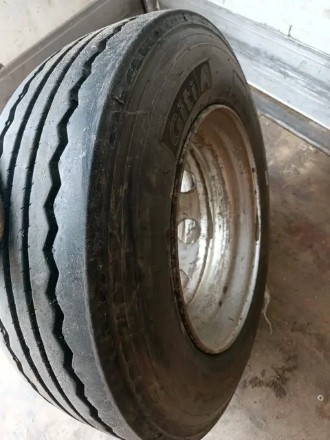 Б/у колесо в сборе на грузовик или прицеп - Ford Focus в Казань