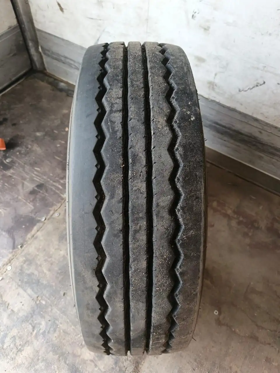 Б/у колесо в сборе на грузовик или прицеп - Шины и диски (Авто) в Казань