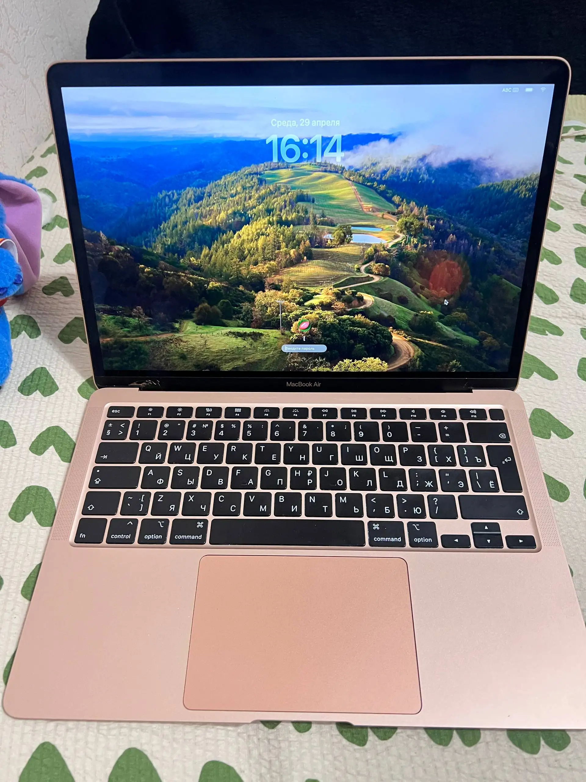 Продам MacBook Air 13" 2020 - Ноутбуки (Электроника) в Казань