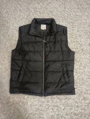 Продам жилетку Diesel размера M - Юбки в Казань