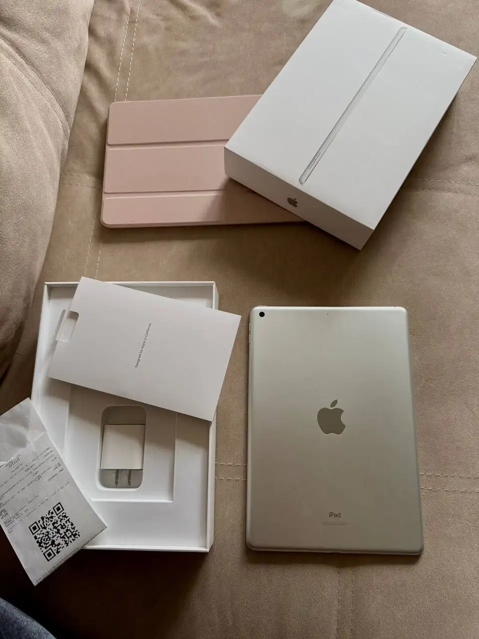 iPad 9, Silver, 64 гб в идеальном состоянии - Планшеты (Электроника) в Казань
