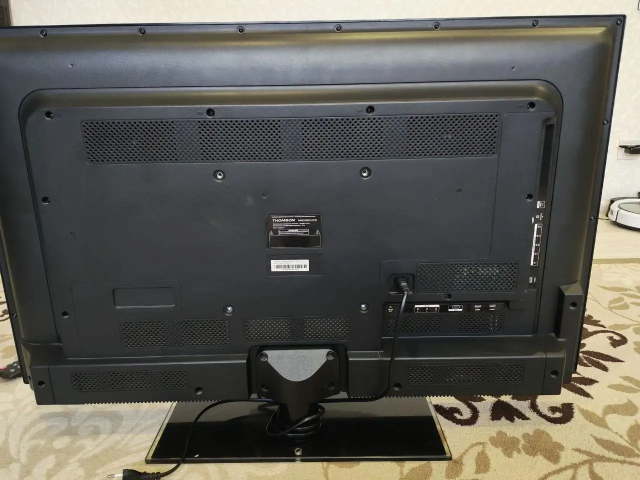 Телевизор Thomson T39ED10DHU-01B 39" Full HD - Телевизоры и видео (Электроника) в Казань