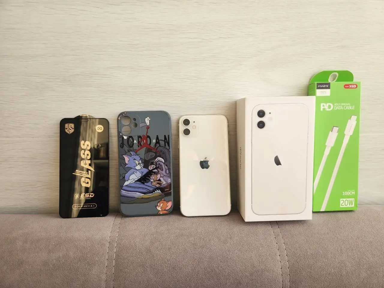 Apple iPhone 11 64GB в отличном состоянии - Смартфоны (Электроника) в Казань
