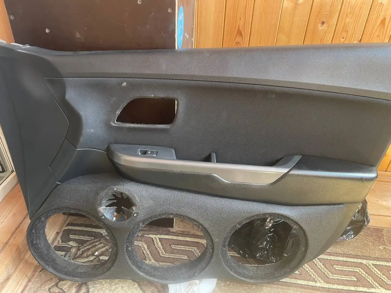 Продажа комплекта музыки для авто - Электроника в Казань