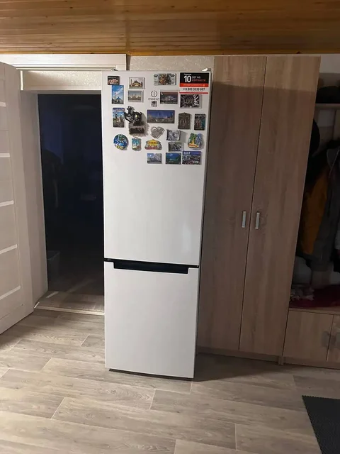 Продам холодильник - Стеллажи в Казань