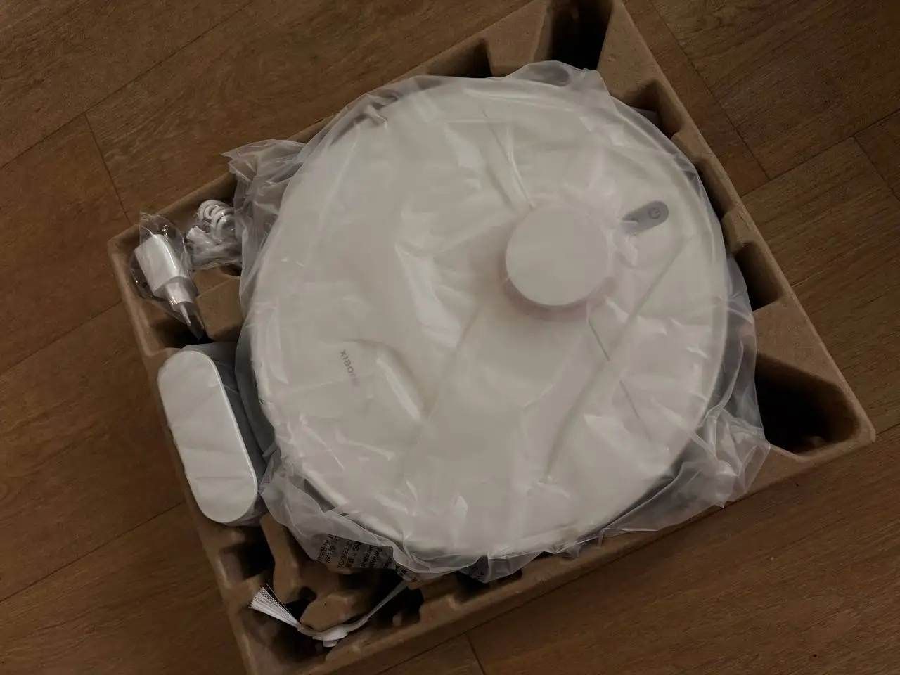 Продам робот пылесос Xiaomi S40C - Электроника в Казань