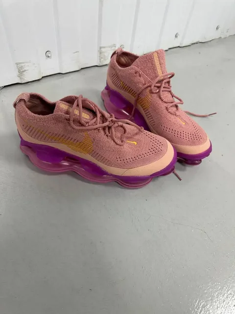 Кроссовки Nike новые 43-44 размер - Кроссовки в Казань