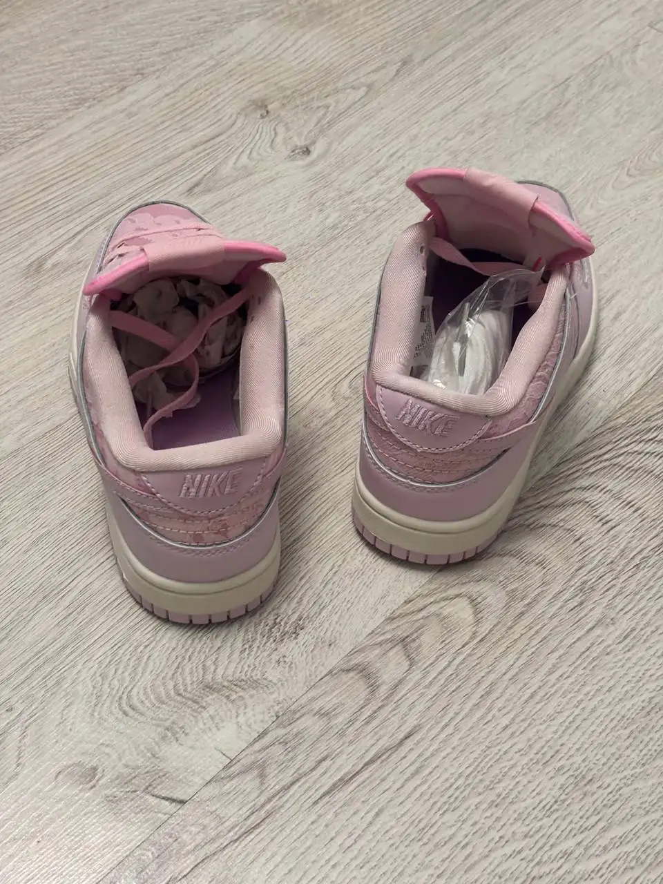 Кроссовки женские Nike, размер 38 - Обувь (Одежда) в Казань