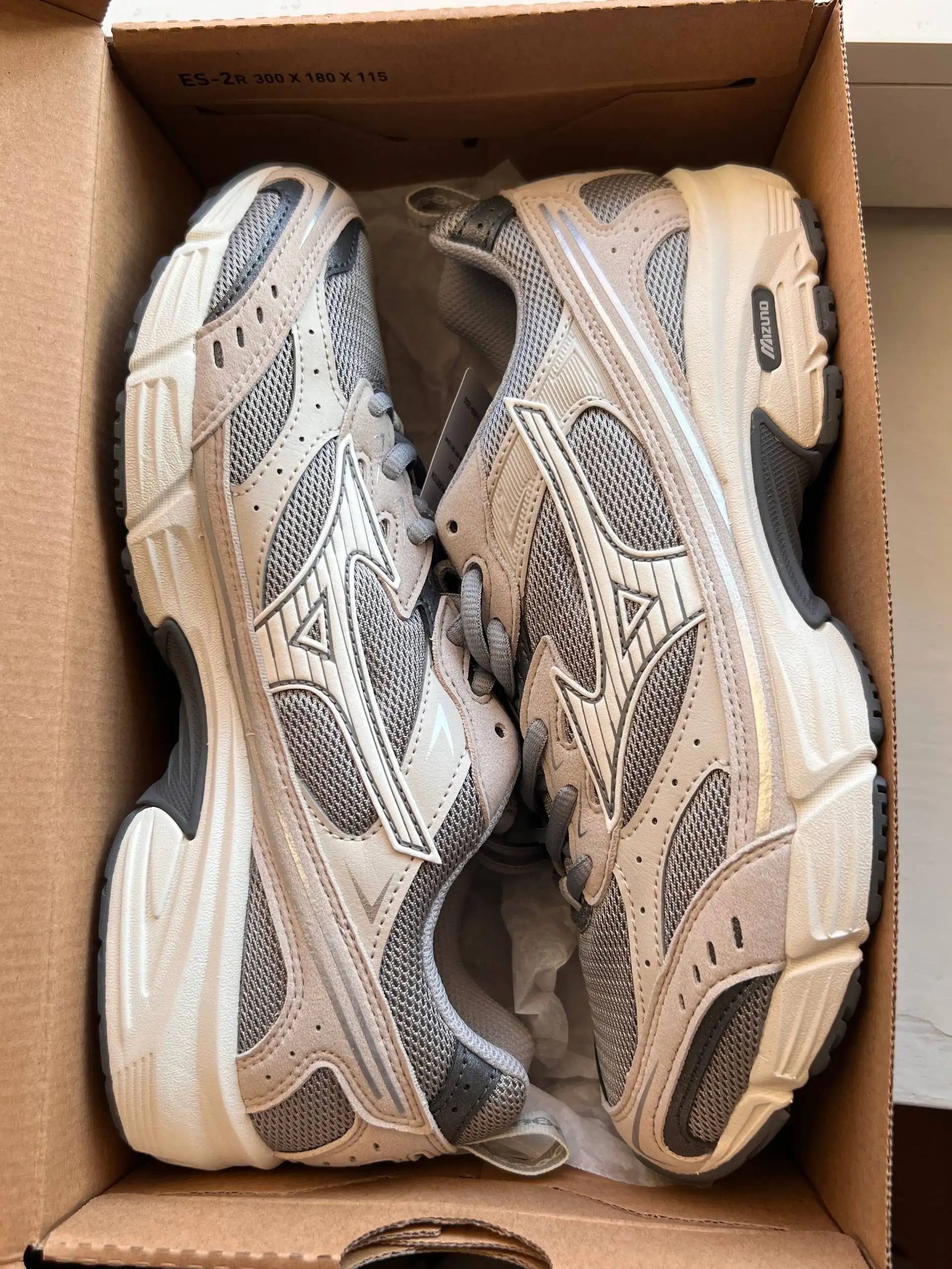 Кроссовки Mizuno MXR SPORT - Обувь (Одежда) в Казань