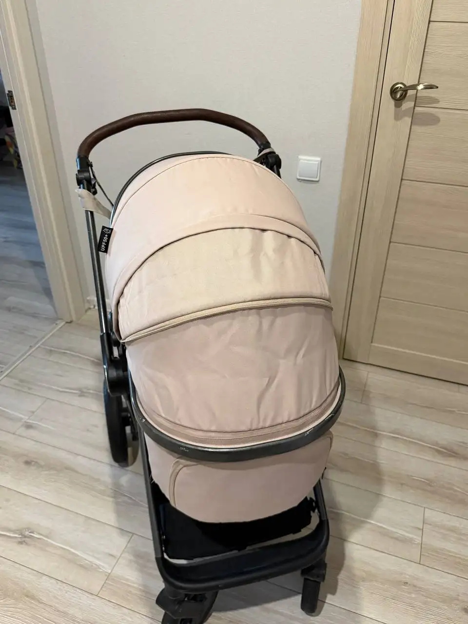 Продажа коляски LUX MOM A4 2025 с автолюлькой - Коляски (Товары для детей) в Казань