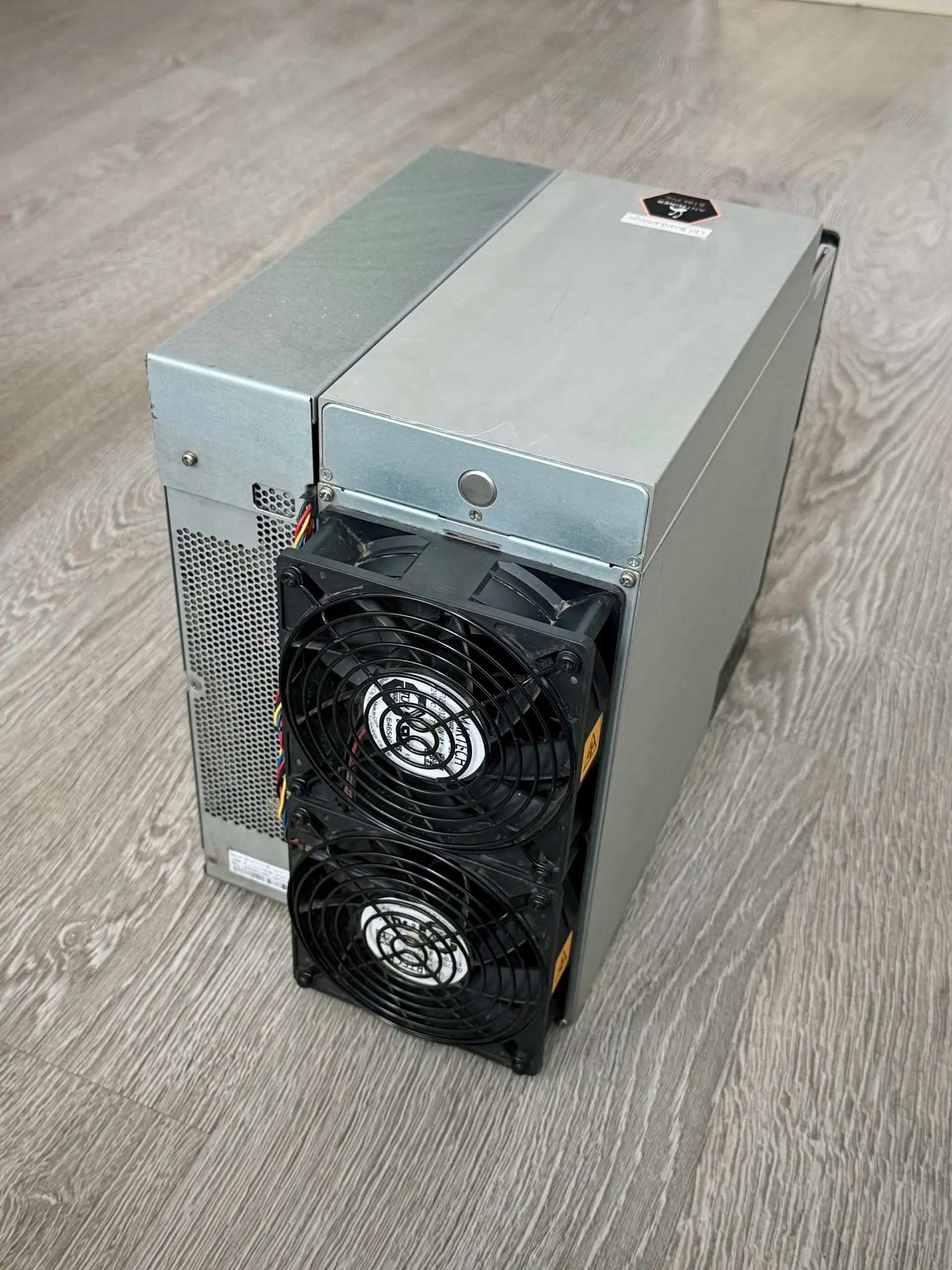 Продаются ASIC майнеры Antminer S19k Pro 120ТН - Оборудование для майнинга (Электроника) в Казань
