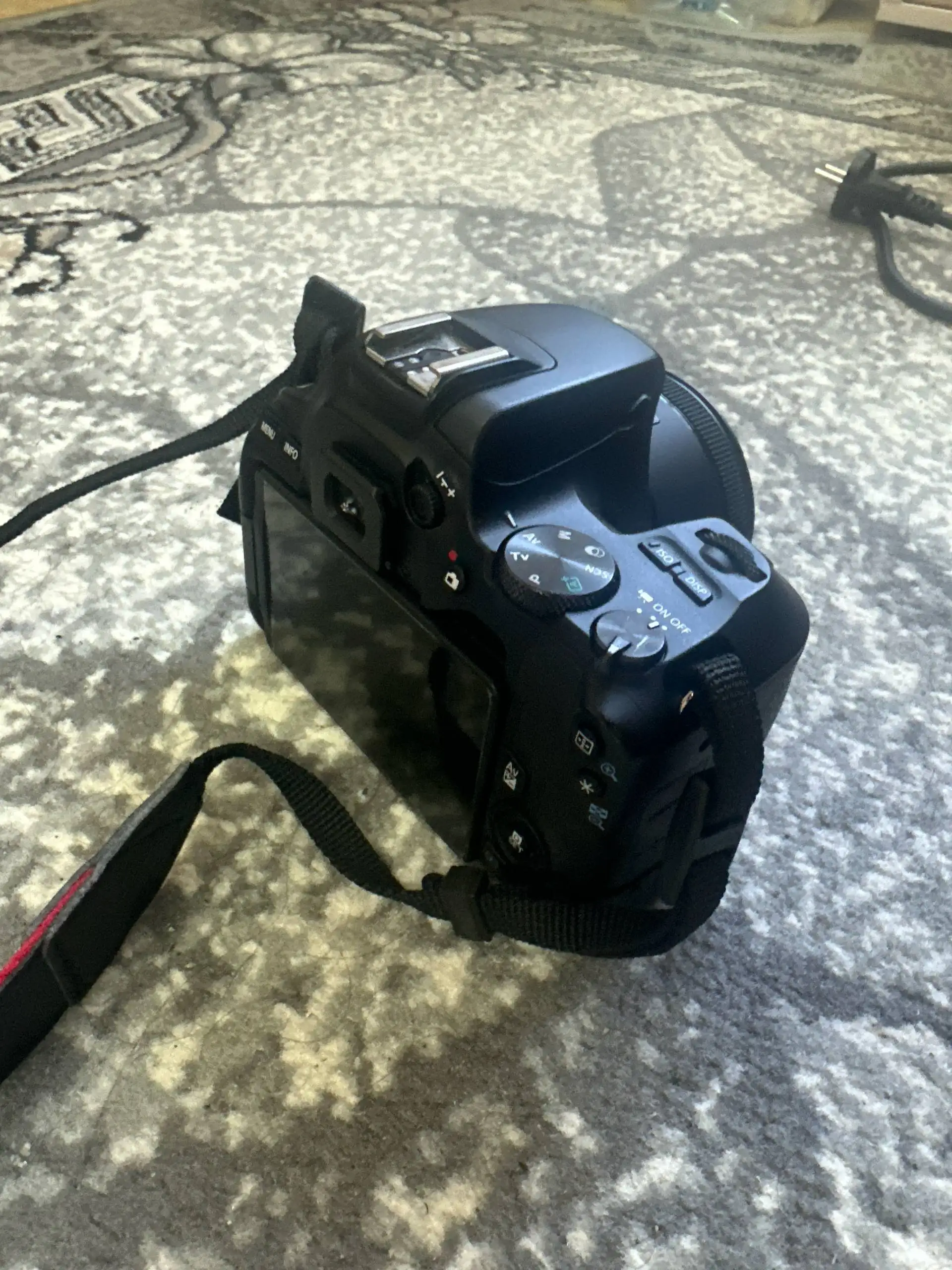 Продаю фотоаппарат Canon EOS 250D - Фотоаппараты (Электроника) в Казань