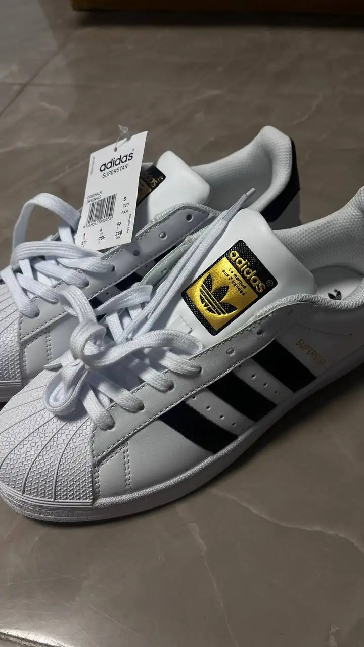 Кроссовки Adidas - Обувь (Одежда) в Казань