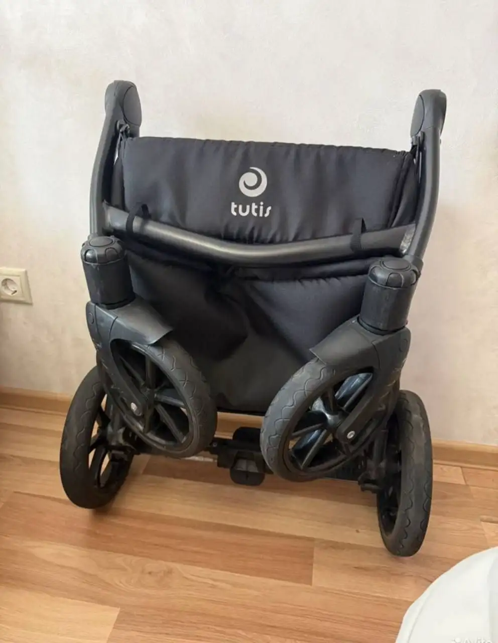 Коляска Tutis Nanni 3в1 с аксессуарами - Товары для детей в Казань