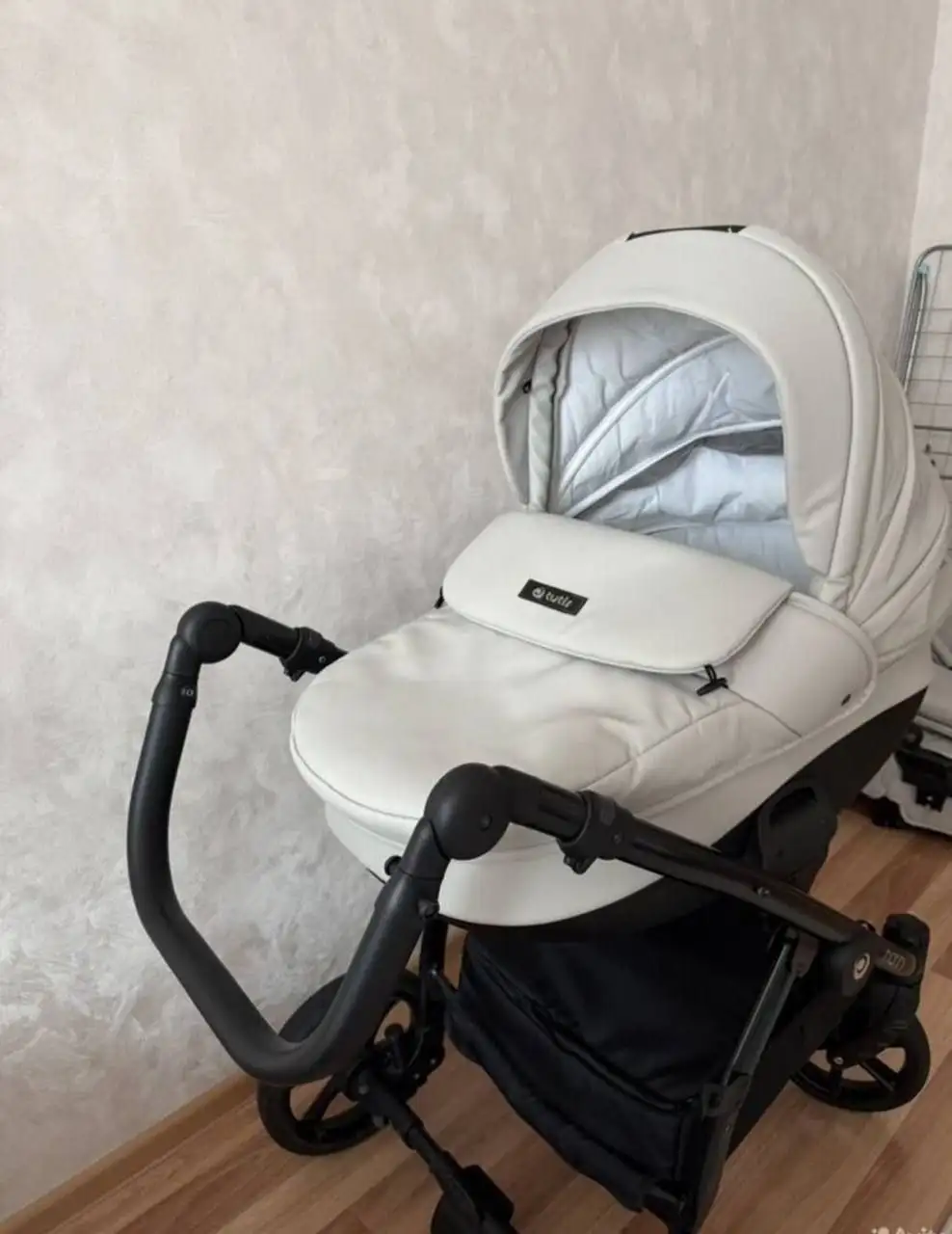 Коляска Tutis Nanni 3в1 с аксессуарами - Товары для детей в Казань