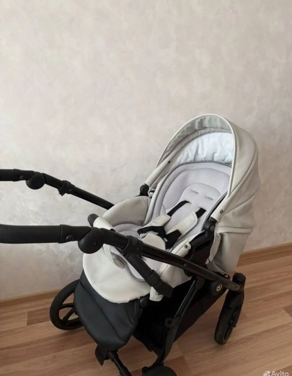 Коляска Tutis Nanni 3в1 с аксессуарами - Товары для детей в Казань