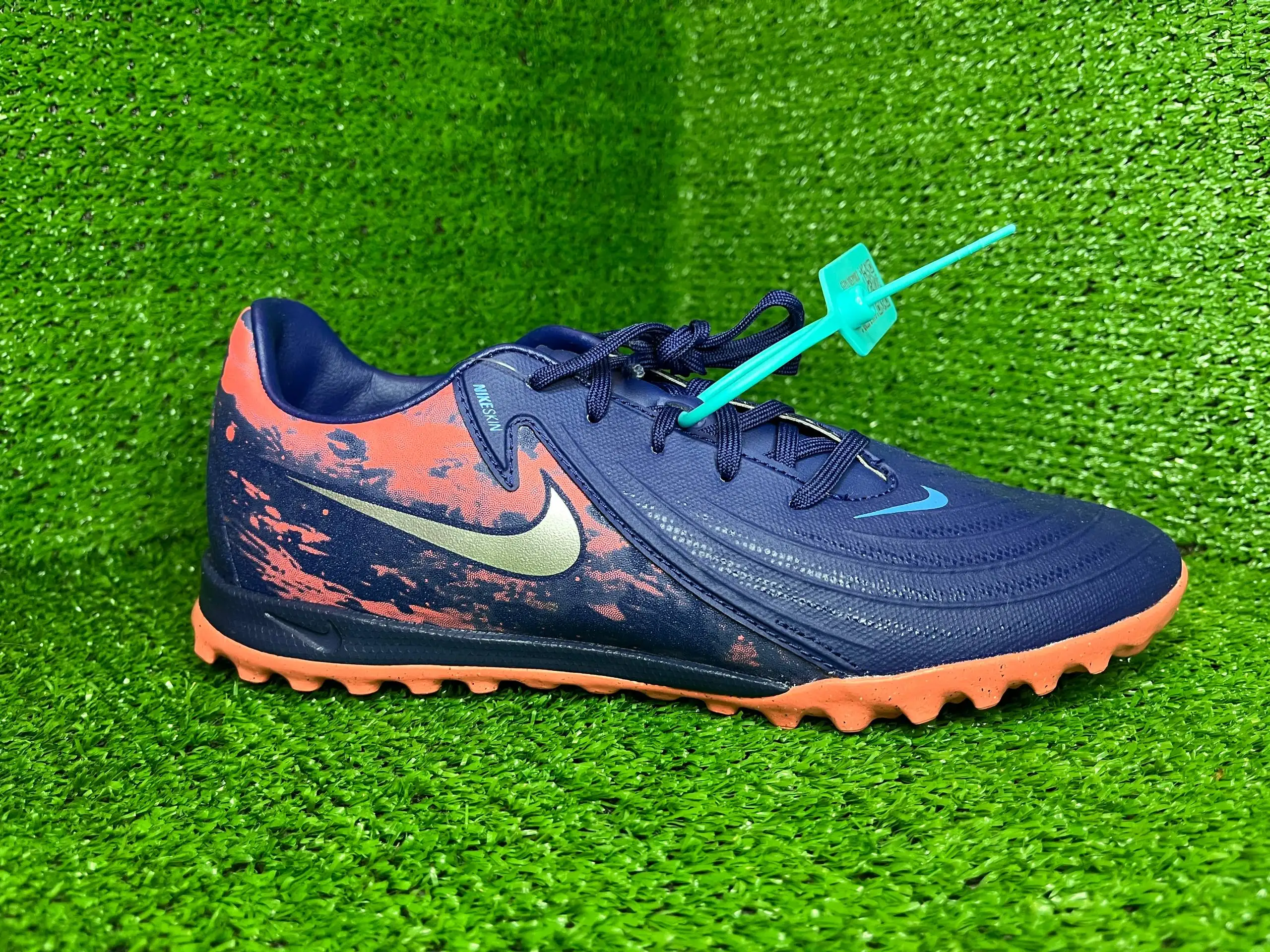Nike Phantom бутсы новые 40.5 EUR - Обувь спортивная (Хобби и отдых) в Казань