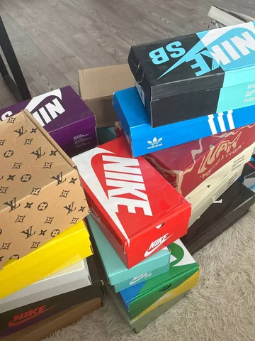 29 пар кроссовок Nike, Adidas - частное объявление в Казань