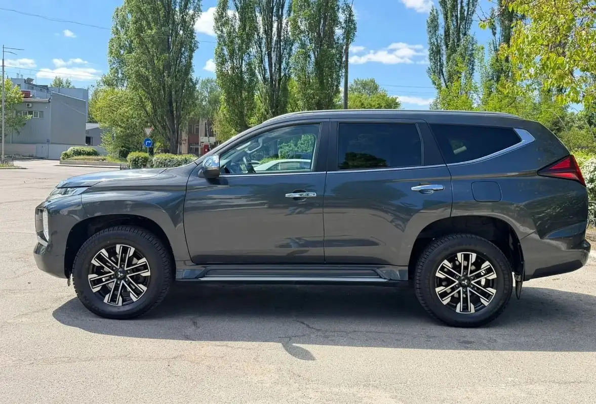 Mitsubishi Pajero Sport - Внедорожники (Авто) в Казань