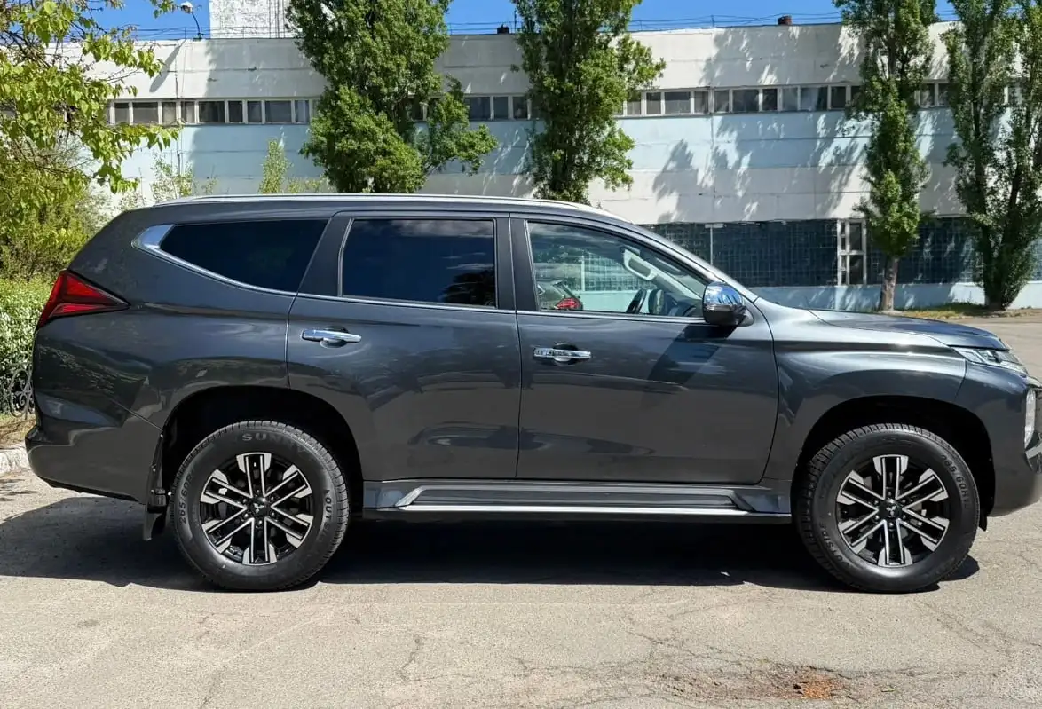 Mitsubishi Pajero Sport - Внедорожники (Авто) в Казань
