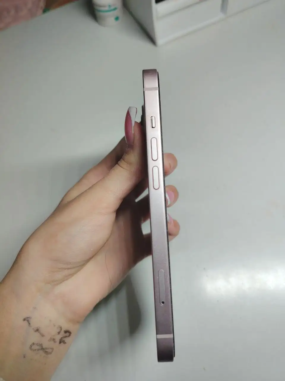 Продаю iPhone 13 - Смартфоны и гаджеты (Электроника) в Казань
