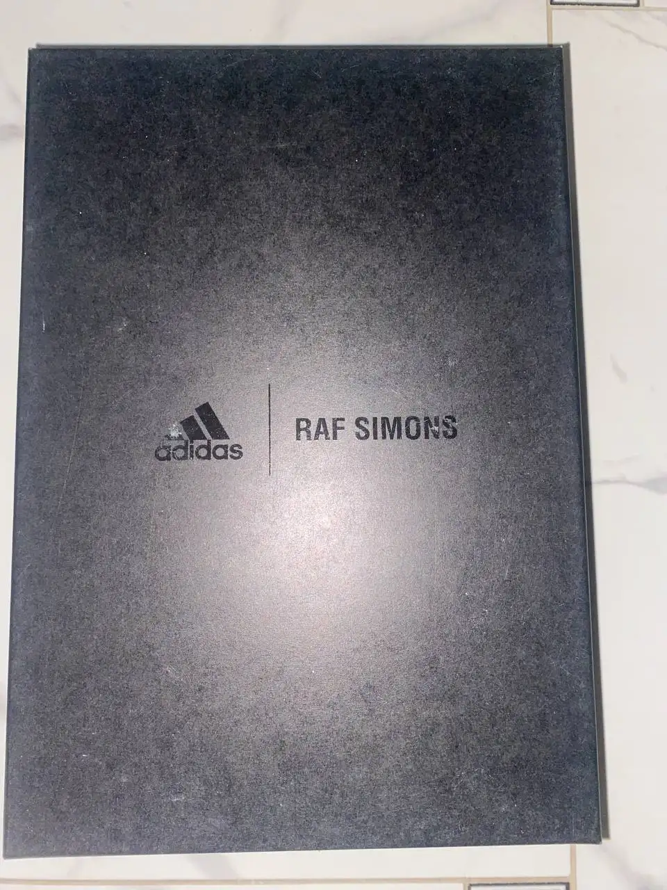 Продам кроссовки Raf Simons Ozwiggy 3 красные Adidas - Обувь (Одежда) в Казань