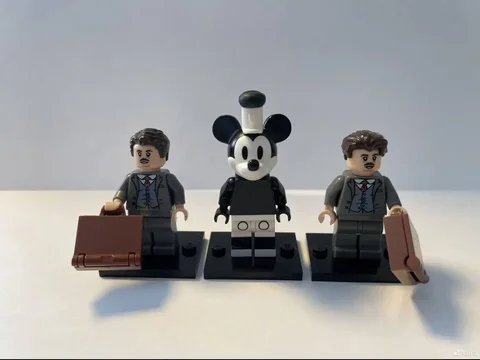 Продажа мини-фигурок LEGO оригинал - Зимний инвентарь в Казань