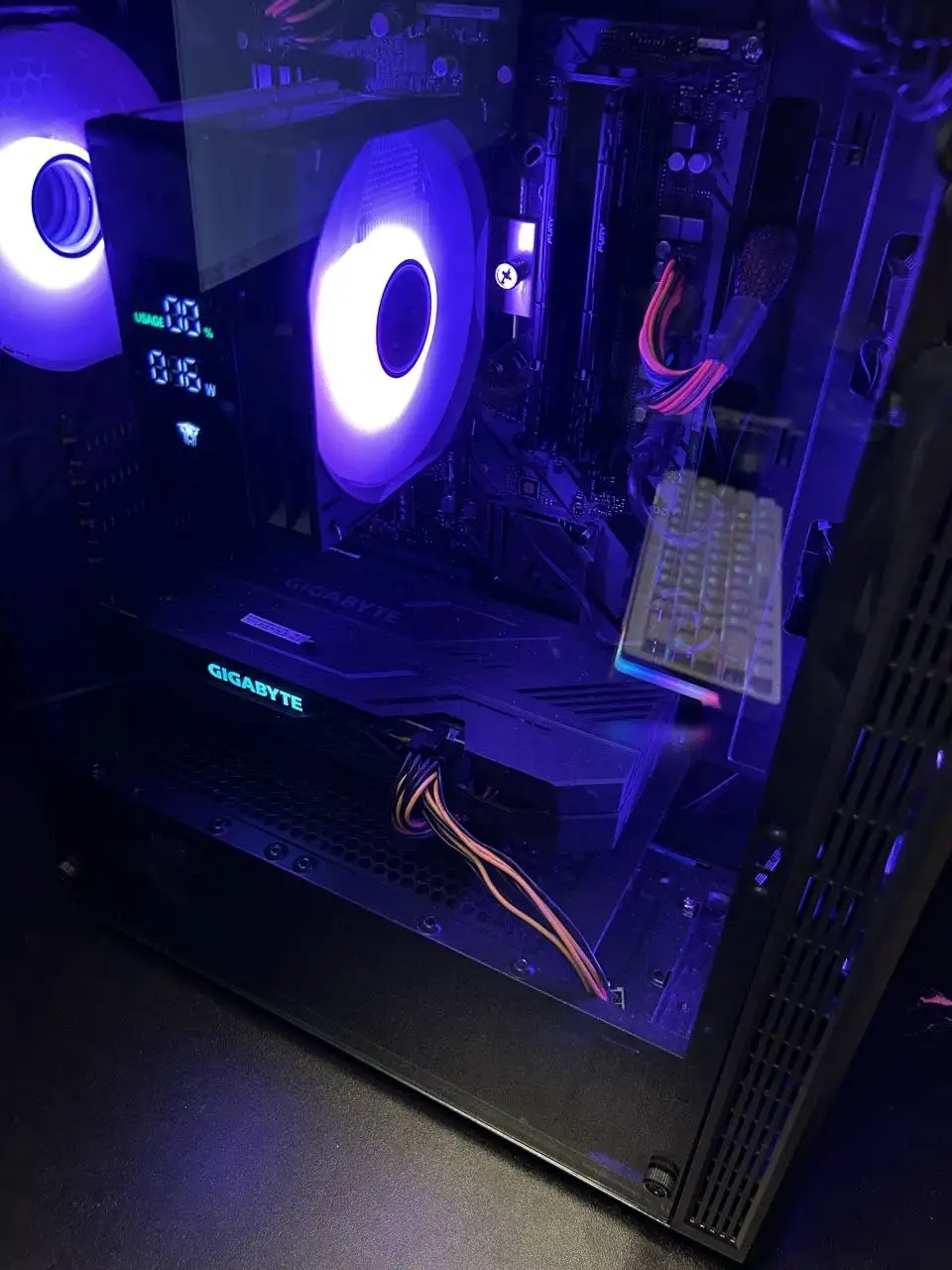 Игровой ПК Ryzen 7 5700X / 32 ГБ / GTX 1650 и монитор - Компьютеры (Электроника) в Казань