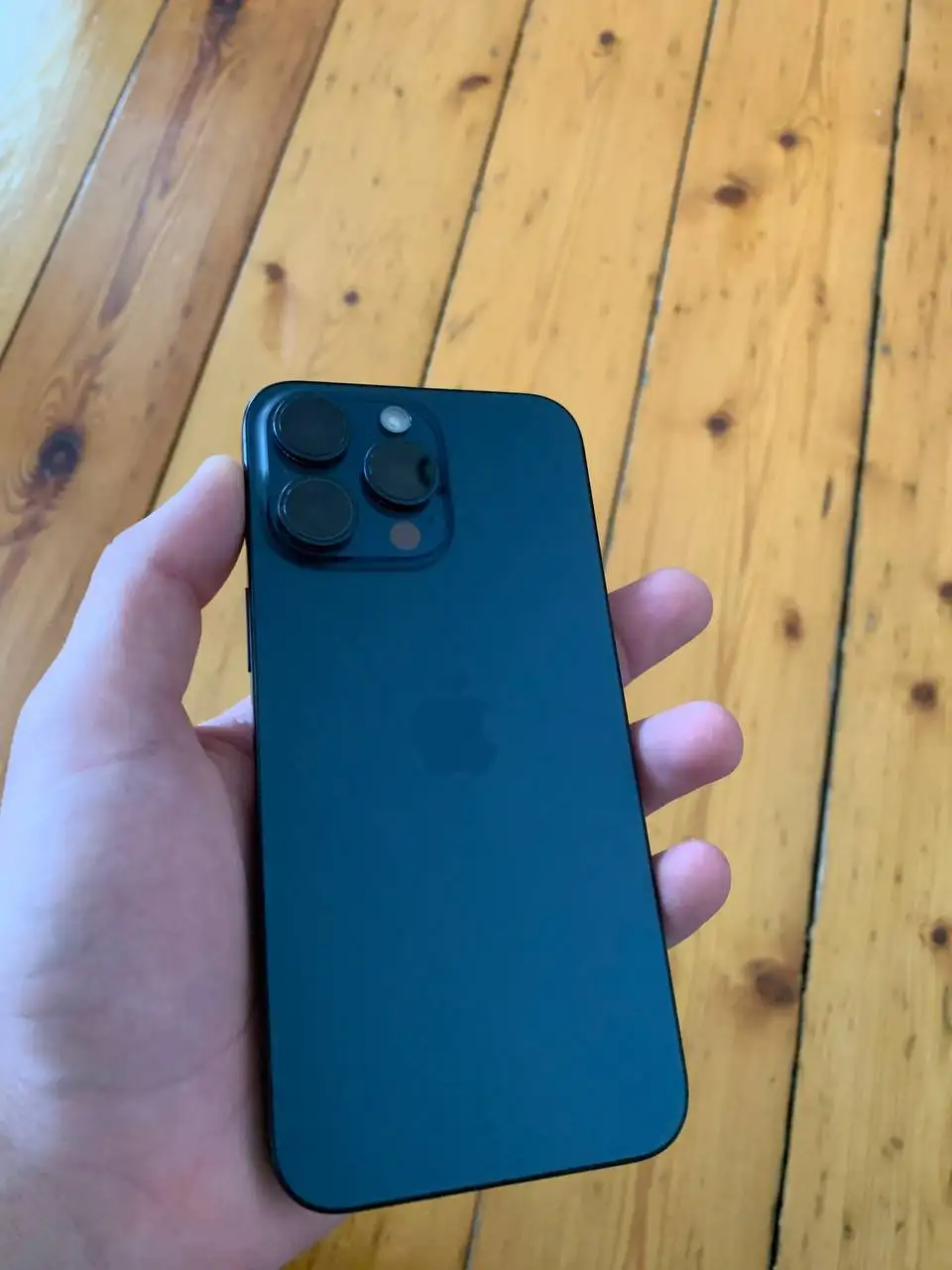 iPhone 15 Pro Max 256GB Blue Titanium в отличном состоянии - Мобильные телефоны и аксессуары (Электроника) в Казань