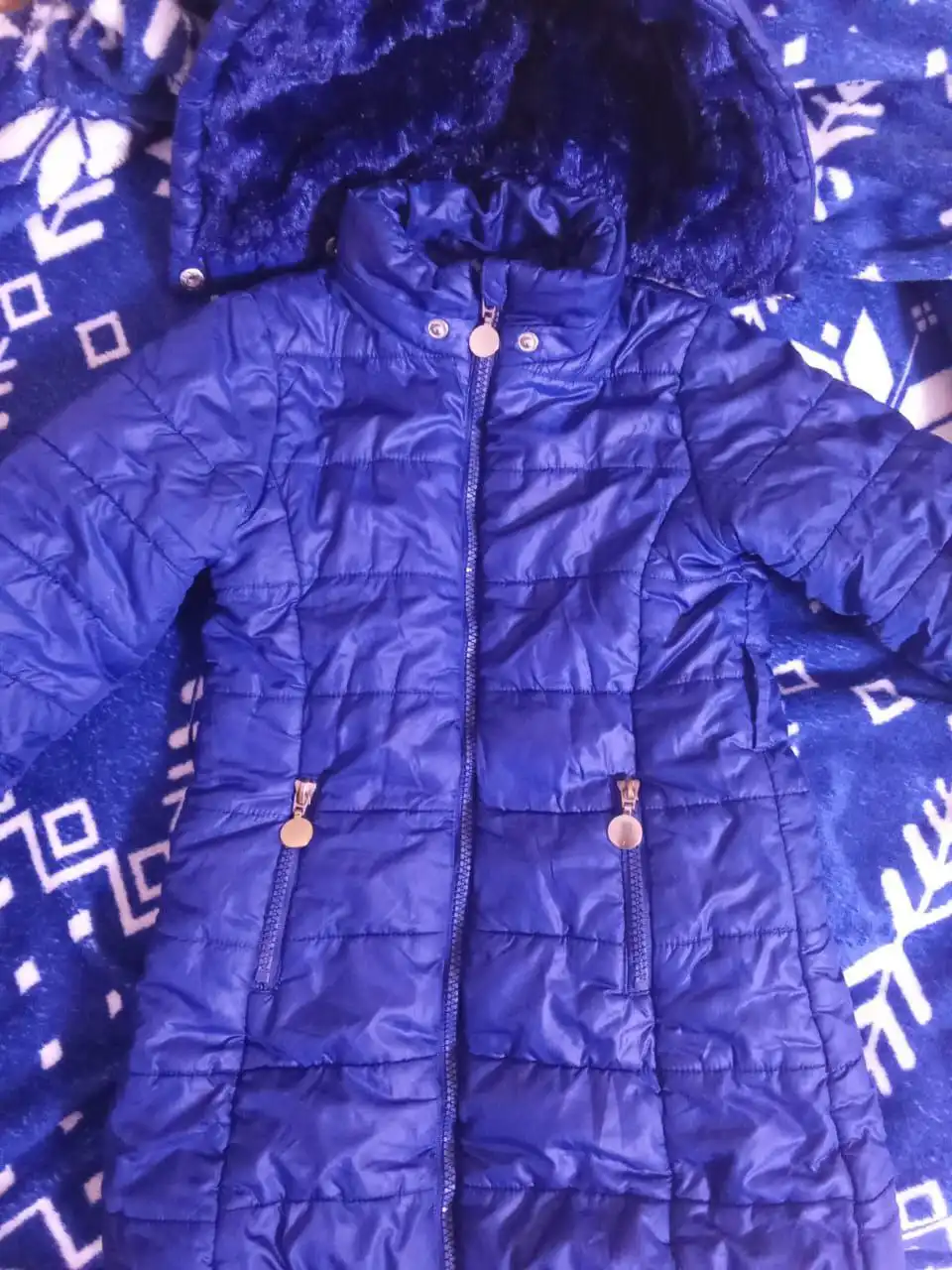 Отдам диван 104см