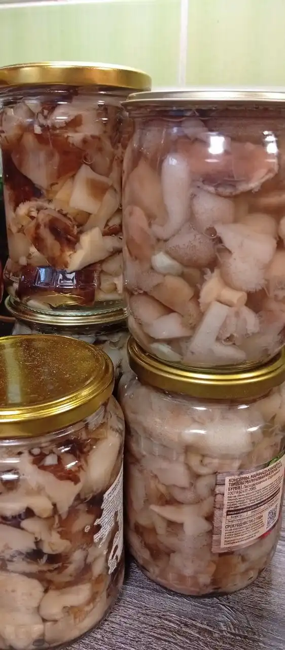 Продажа маринованных грибов: тополёвая рядовка, зеленушка, маслята