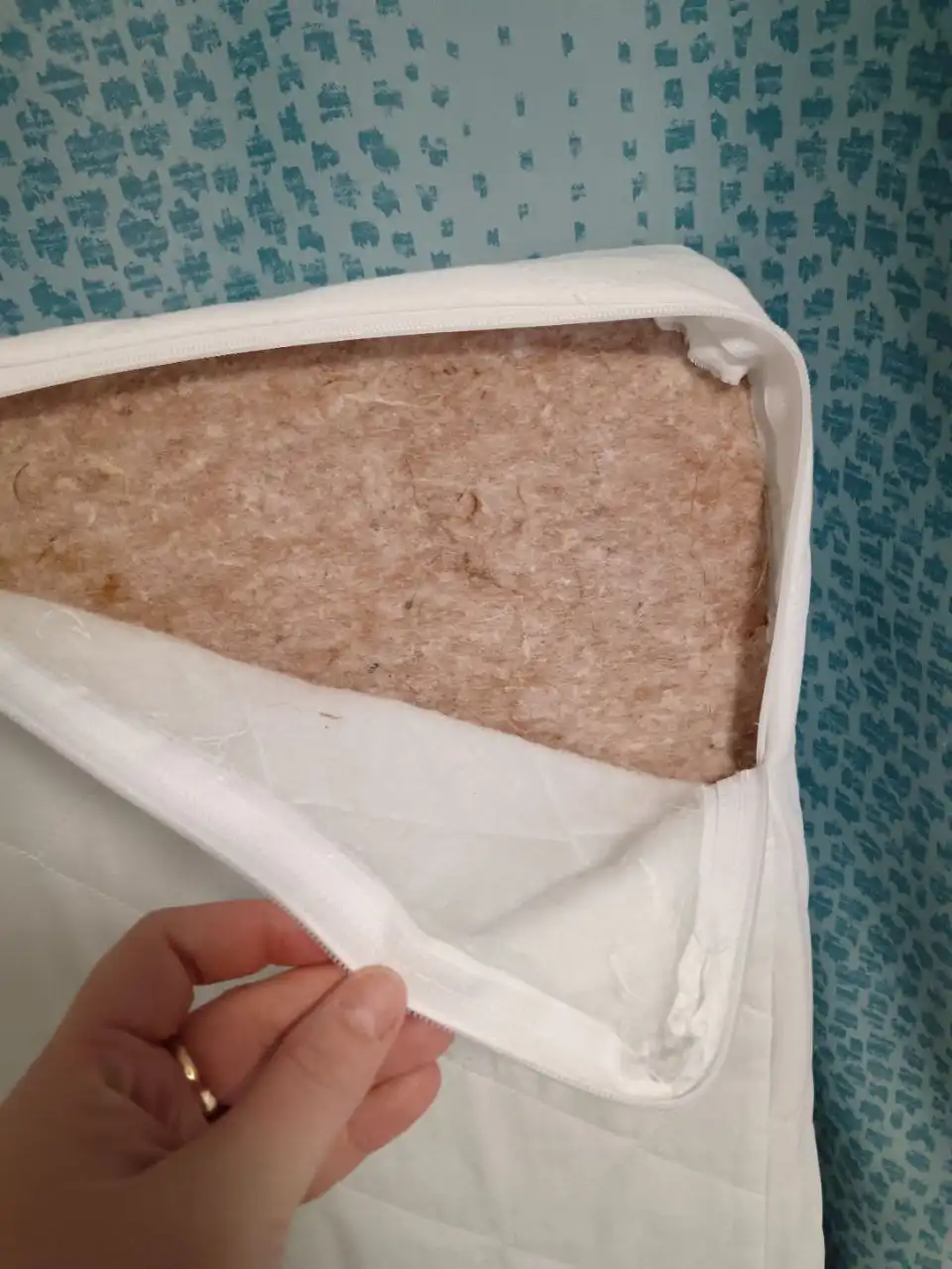 Продам детский матрац с кроваткой