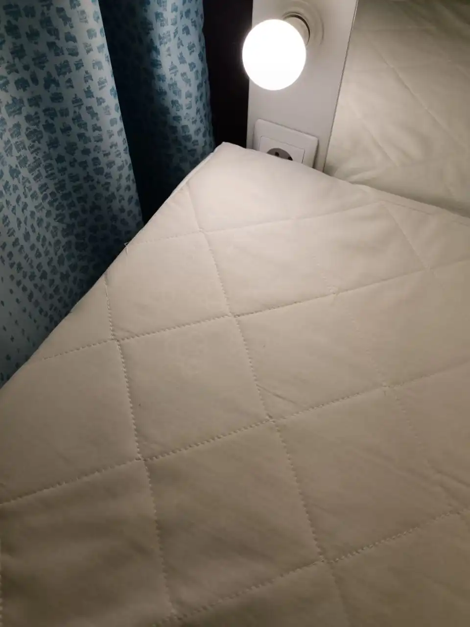 Продам детский матрац с кроваткой