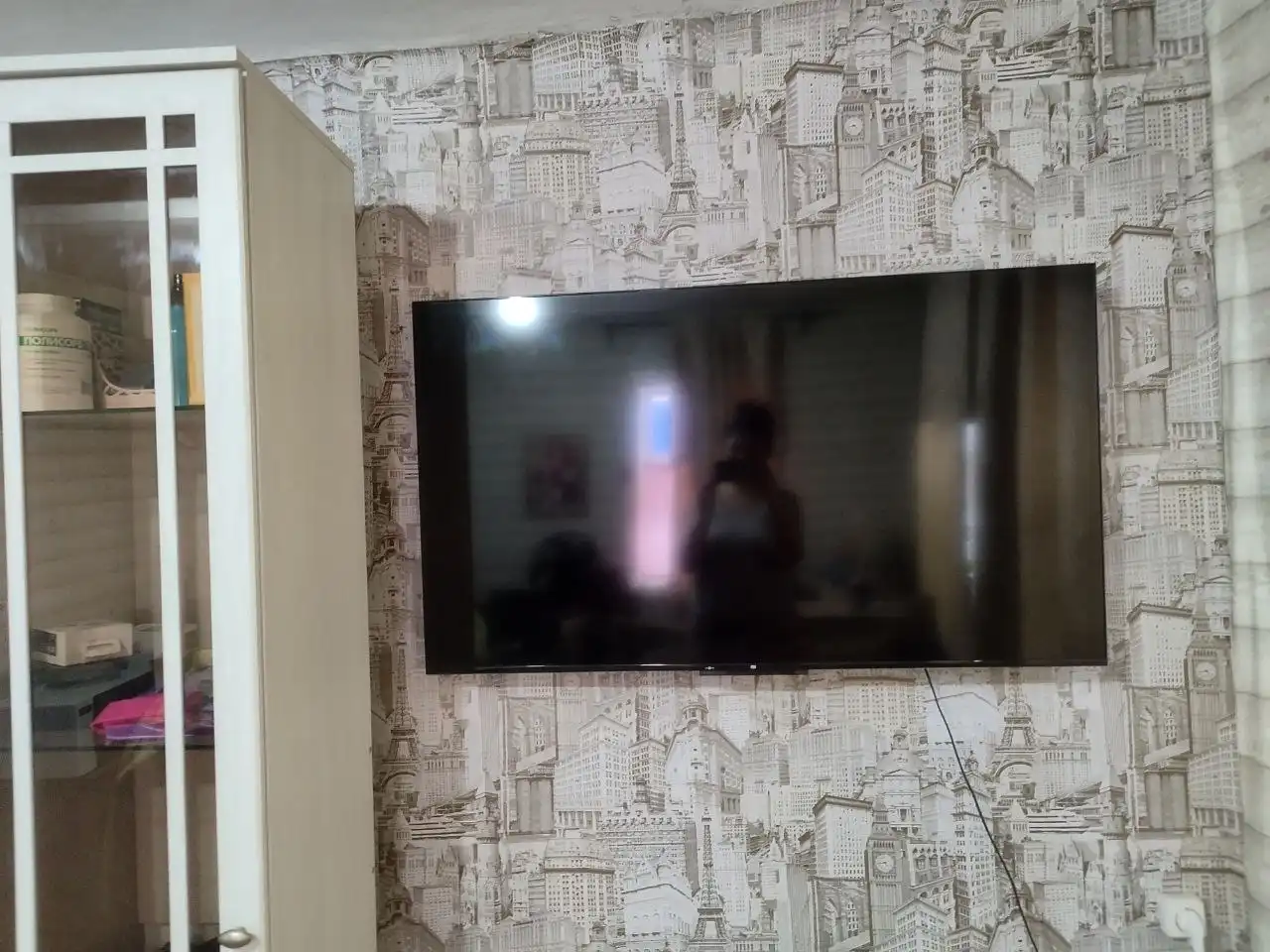 Продам современный телевизор Xiaomi с Android TV диагональю 50 дюймов