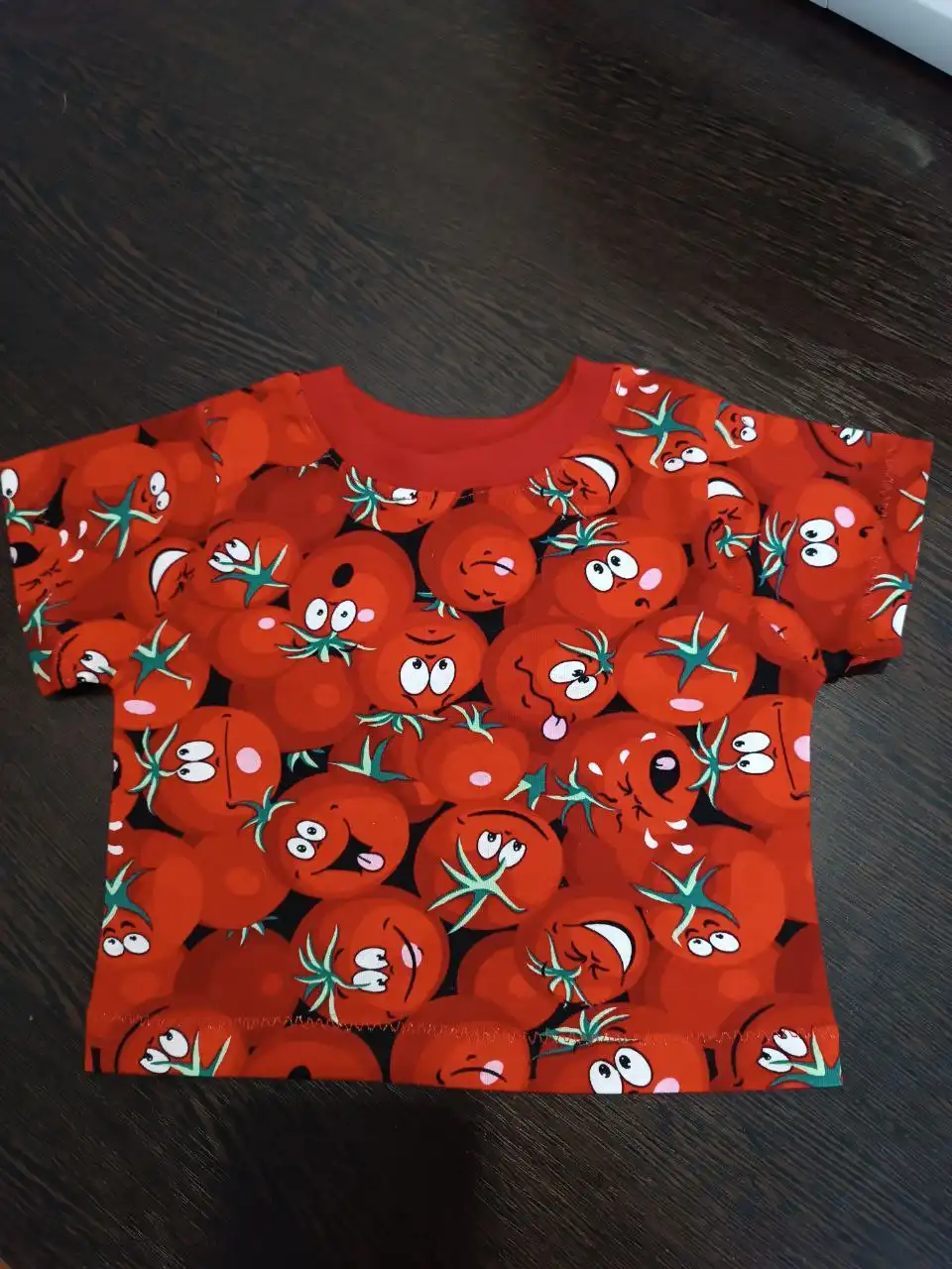 Продажа одежды: футболки, помидорки хулиганка
