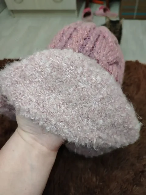 Продам вязаную шапку-ушанку женскую - частное объявление в Волгоград