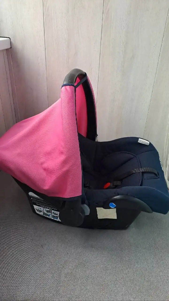 Автолюлька б/у для детей 0-13 кг