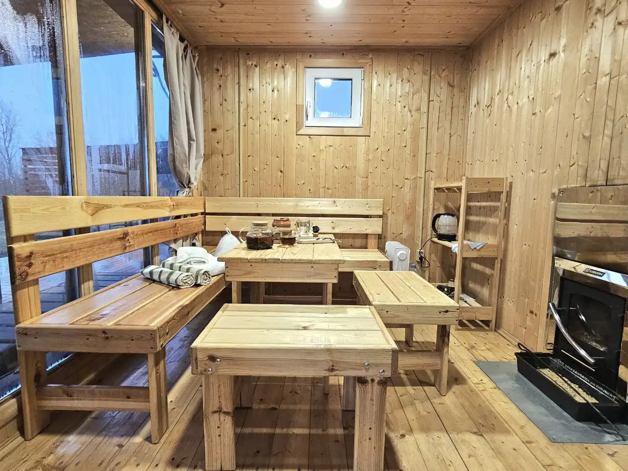 Аренда домика у озера на Новый год