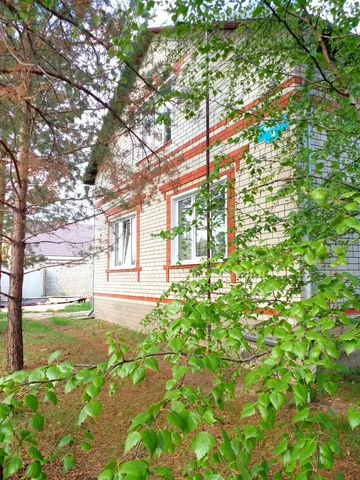 Продажа двухэтажного дома с участком 13 соток в Волгограде - Недвижимость в Волгоград