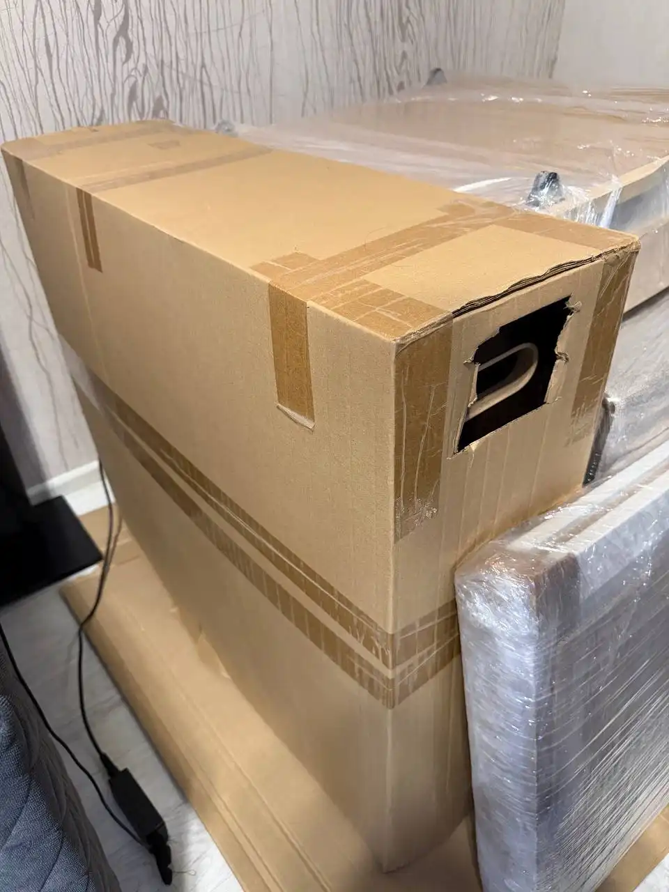 Стол-книжка на металлокаркасе