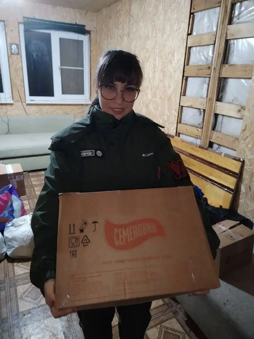 Передача посылки в полк Волгограда