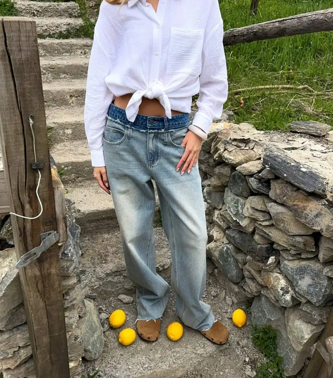 Джинсы и кардиган в Волгограде