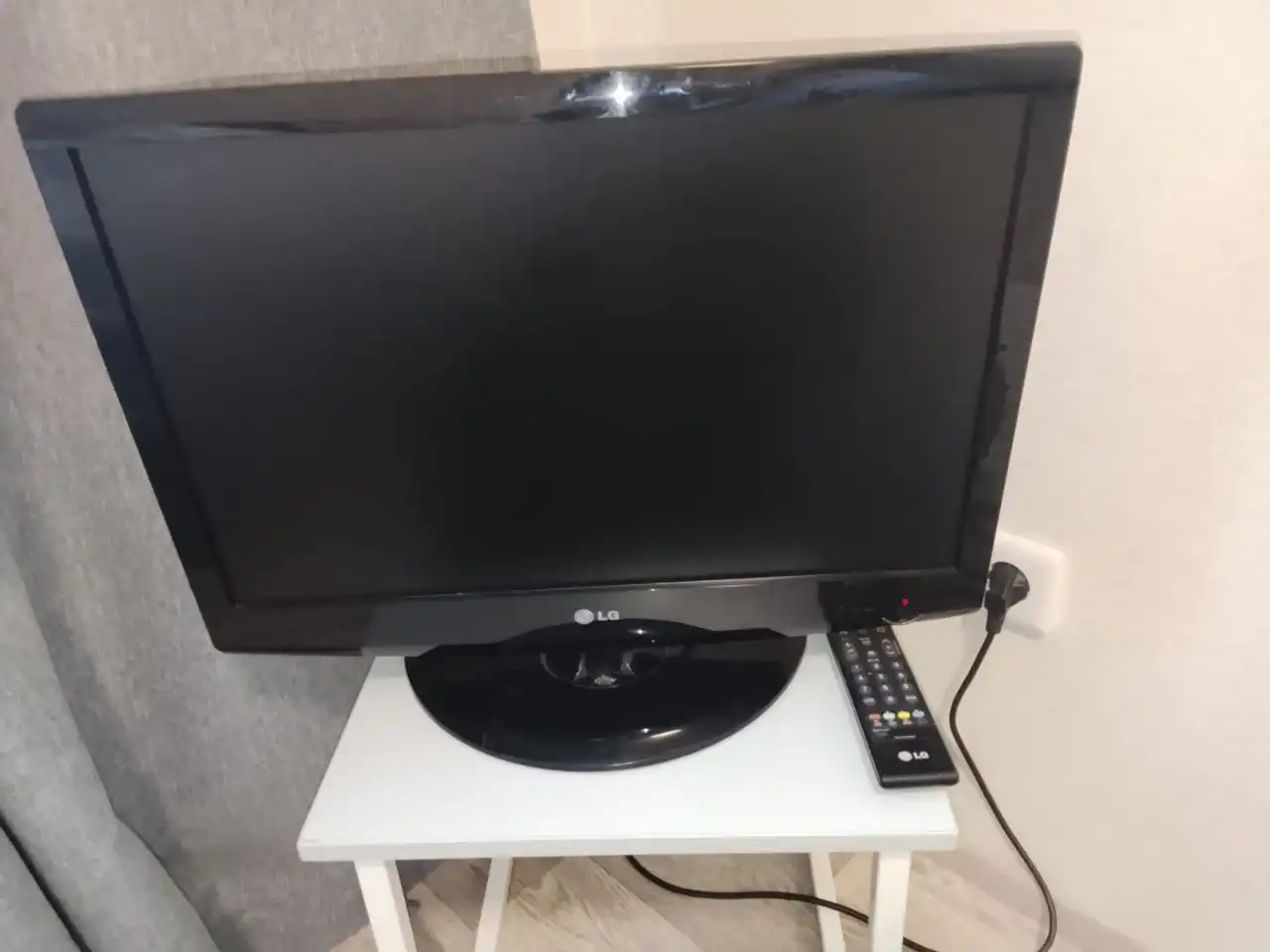 Телевизор рабочий с перебоями