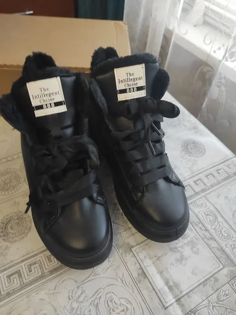 Новые полуботинки с искусственным мехом, стелька 23,5 см - Ремни и пояса в Волгоград