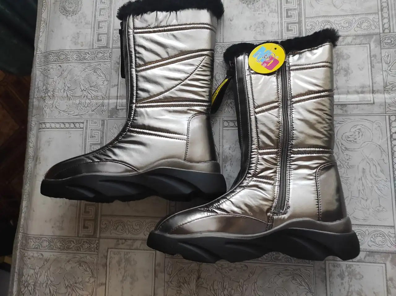 Сапоги дутики бронзовые - Обувь (Одежда) в Волгоград