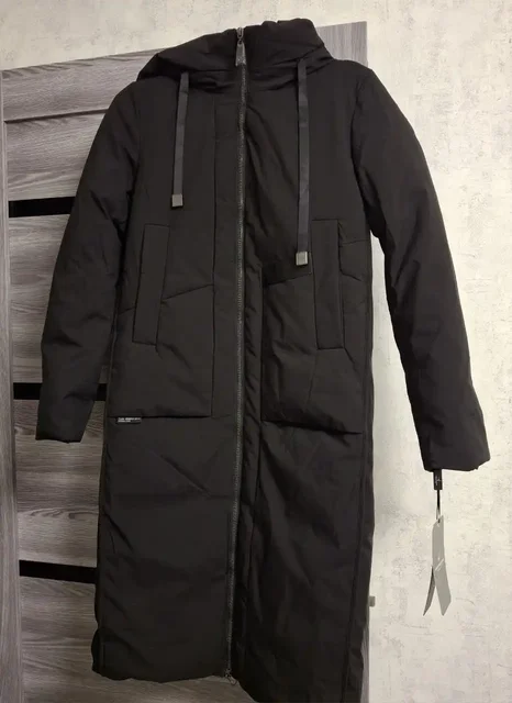 Продам новую зимнюю куртку черного цвета размер S - Ремни и пояса в Волгоград