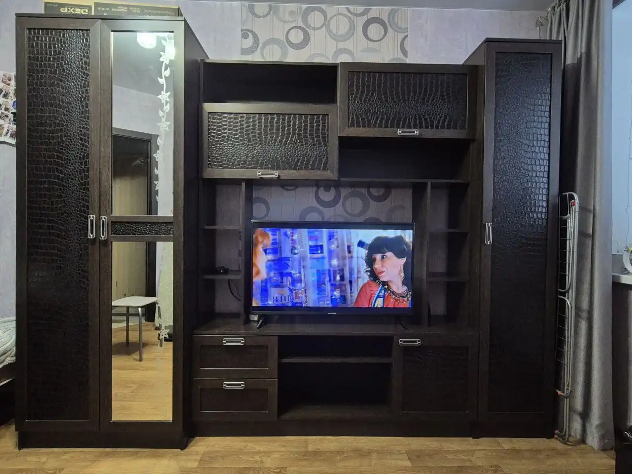 Продам стенку - Мебель (Для дома и дачи) в Волгоград